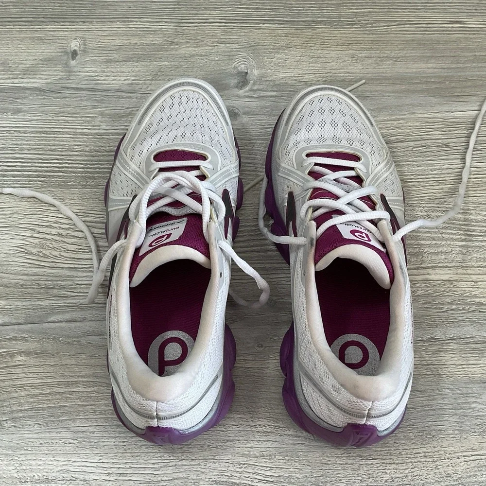BROOKS Pure flow 7 DNA Cup Women's Size 10.5 B running athletic sneakers shoes